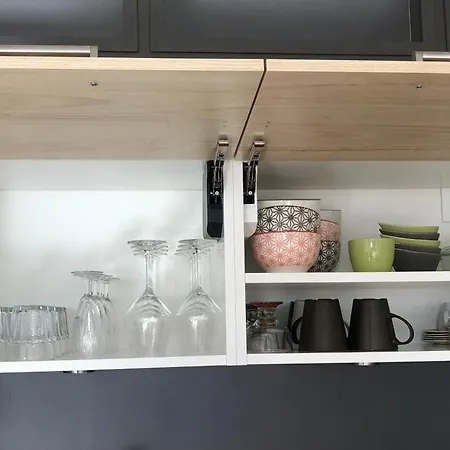 Apartment T2 Avec Piscine, Jardin, Clim Et Parking
